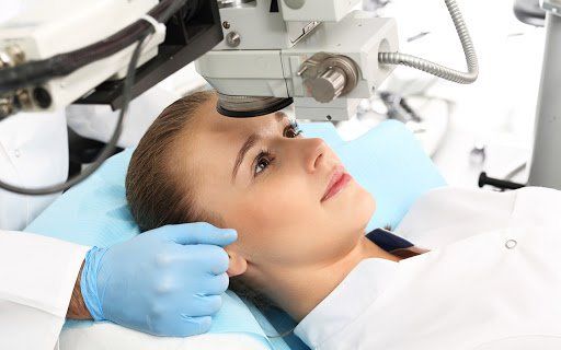 Nguyên nhân tái cận sau mổ LASIK và cách phòng tránh