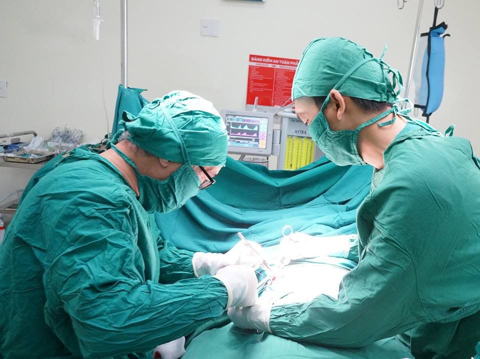 Phẫu thuật sa sinh dục có nguy hiểm không?