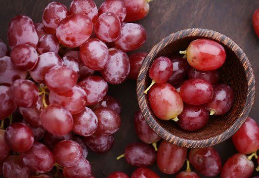12 lợi ích sức khỏe của việc ăn nho hàng ngày