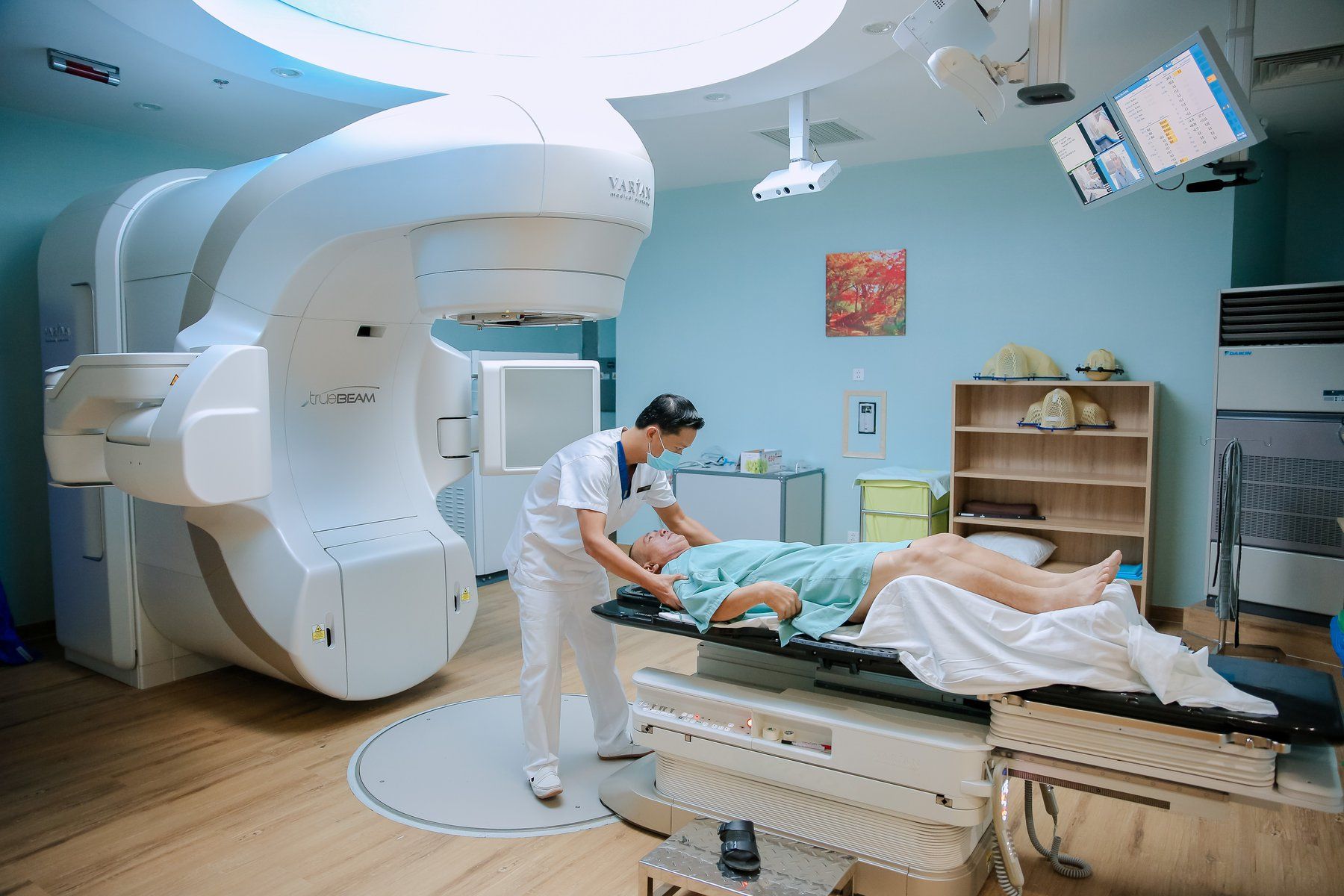 Viêm trực tràng điều trị thế nào?