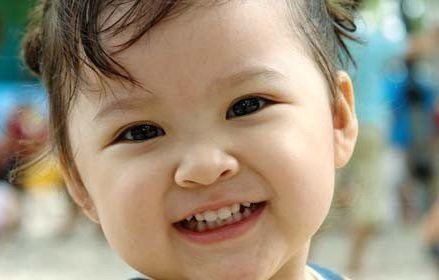 Mọc răng và Nôn mửa: Điều này có bình thường không?