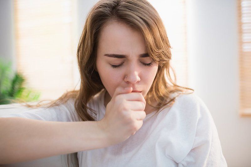 Bạn có thể ho nhiều đến mức bạn nôn không?
