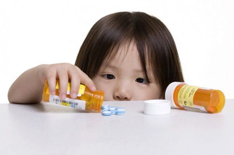 Thuốc trẻ hay dùng tương tác với thức ăn thế nào?