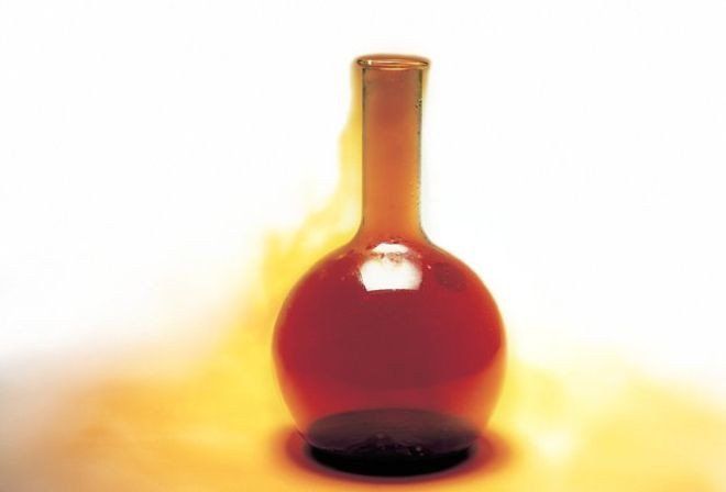 Dầu thực vật brom hóa (BVO) là gì và vì sao lại có trong đồ uống?