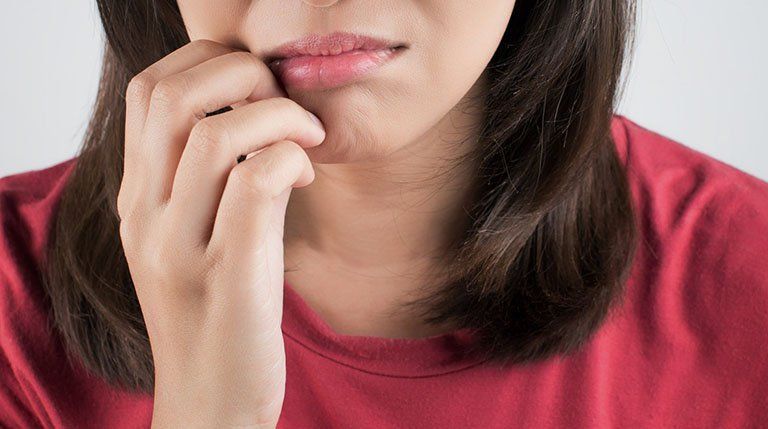 Dị ứng đào, mơ, mận: Các triệu chứng và thực phẩm cần tránh
