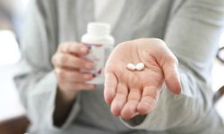 Aspirin giảm nguy cơ đột quỵ - Bệnh viện Bạch Mai