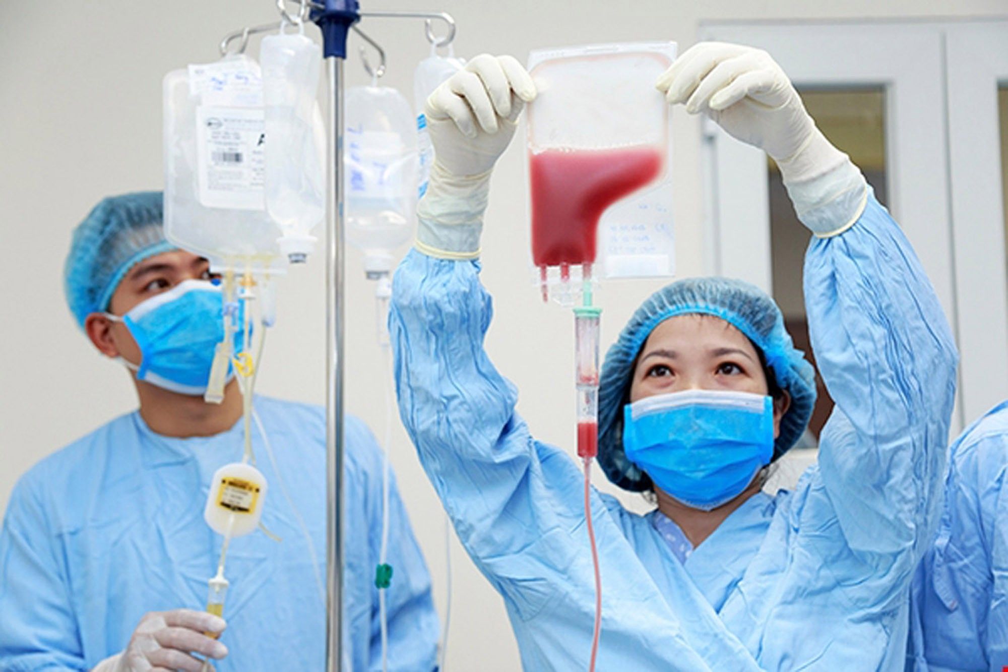 Ghép tế bào gốc chữa bệnh lý huyết học ác tính - Bệnh viện Bạch Mai