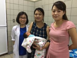 Bệnh nhân suy thận giai đoạn cuối lọc máu chu kỳ 7 năm có thai đã sinh con an toàn - Bệnh viện Bạch Mai