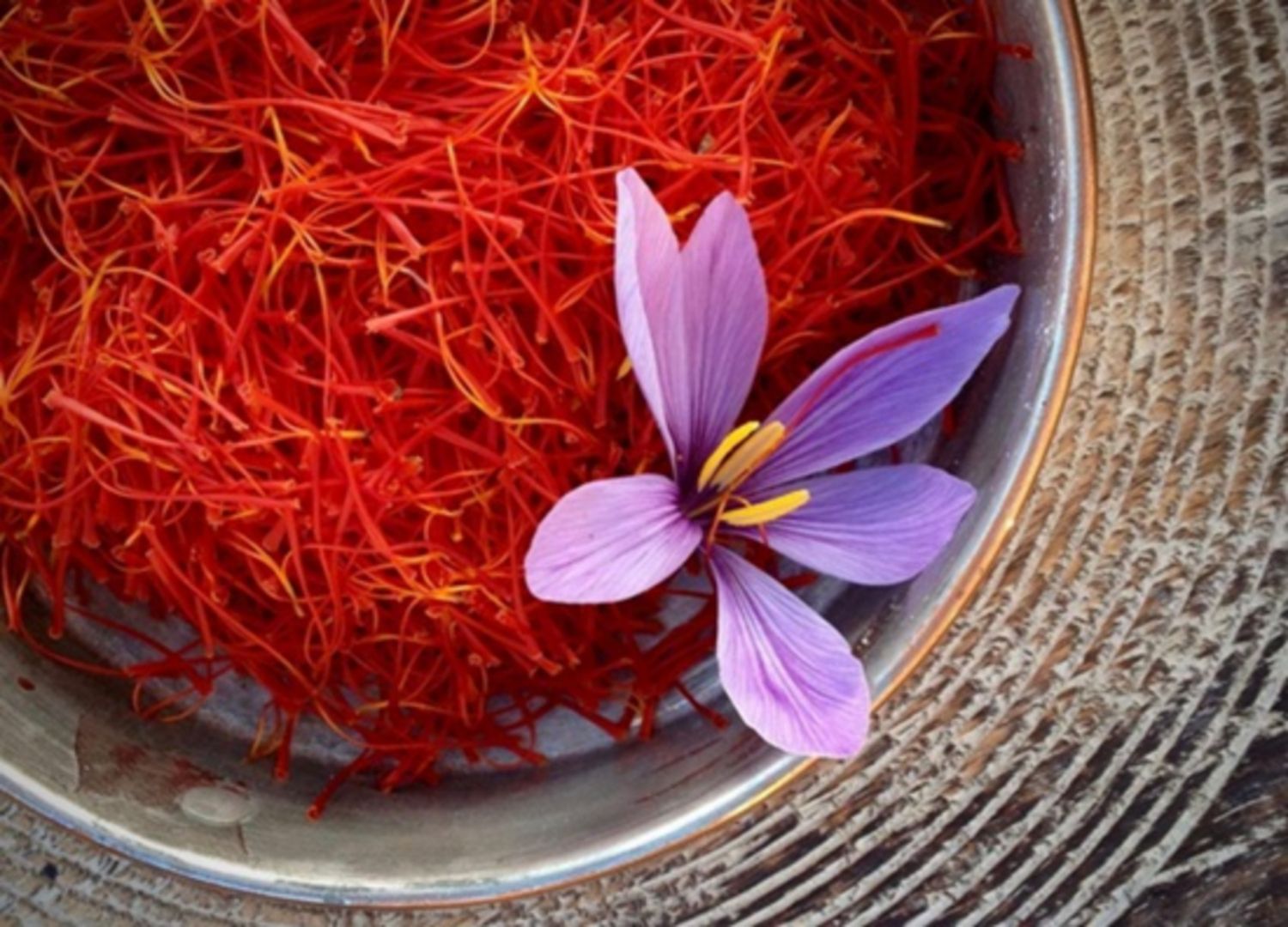11 lợi ích của nhụy hoa nghệ tây (saffron)