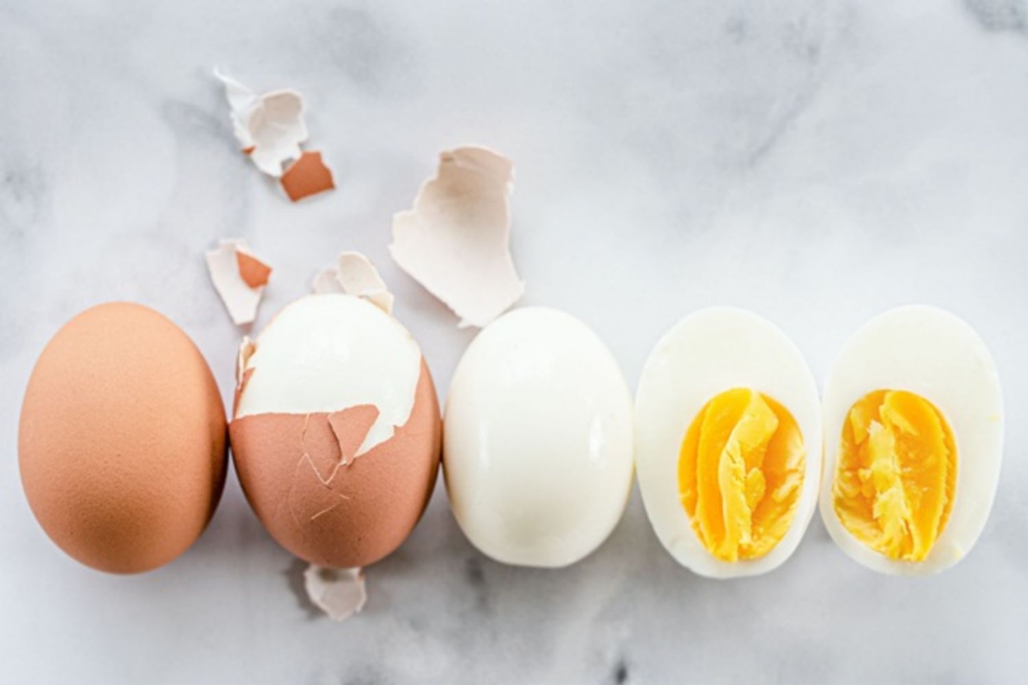 Lượng calo và giá trị dinh dưỡng trong trứng gà