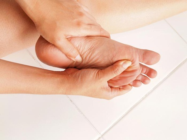 Chăm sóc bàn chân khi mắc bệnh tiểu đường type 2