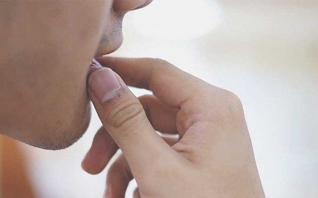 Bệnh tiểu đường: Miệng có vị kim loại là do đâu?