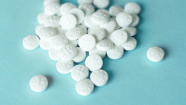 Người bị tiểu đường có nên dùng aspirin không?