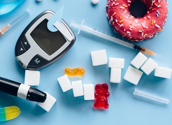 Cách sử dụng tỷ lệ carbohydrate - insulin và hệ số hiệu chỉnh (correction factor) trong kiểm soát bệnh đái tháo đường