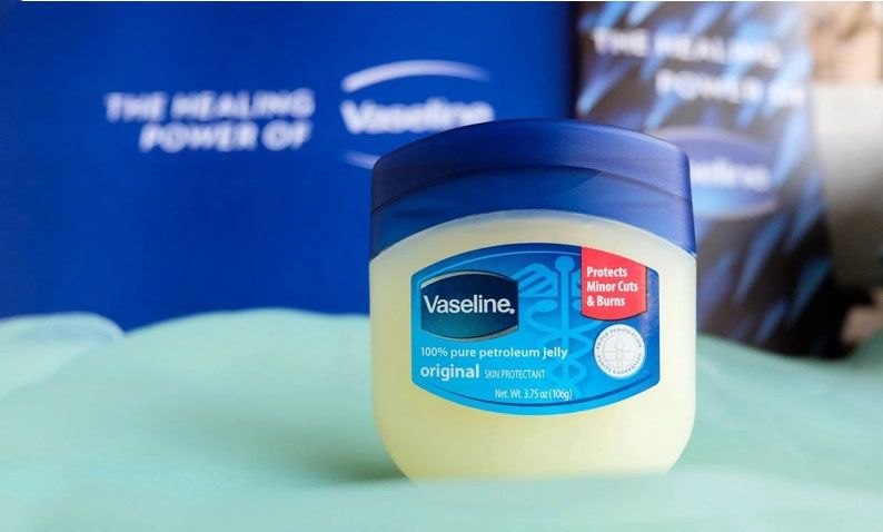 Bôi trơn khi quan hệ tình dục bằng vaseline