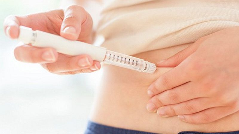 Sử dụng sai liều tiêm insulin trước hay sau ăn