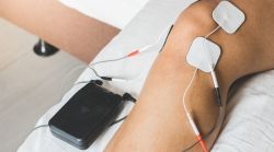 Điều trị viêm khớp dạng thấp bằng phương pháp kích thích điện có hiệu quả không?
