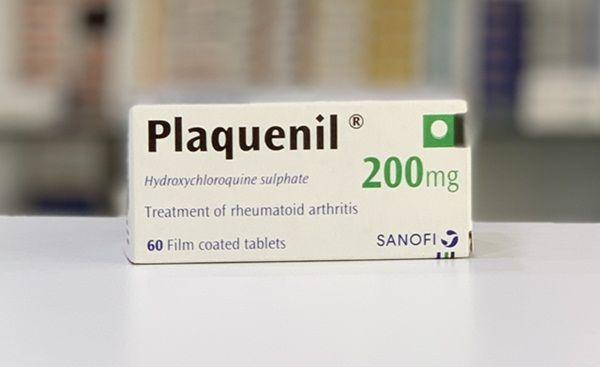 Plaquenil: Công dụng, liều dùng và tác dụng phụ