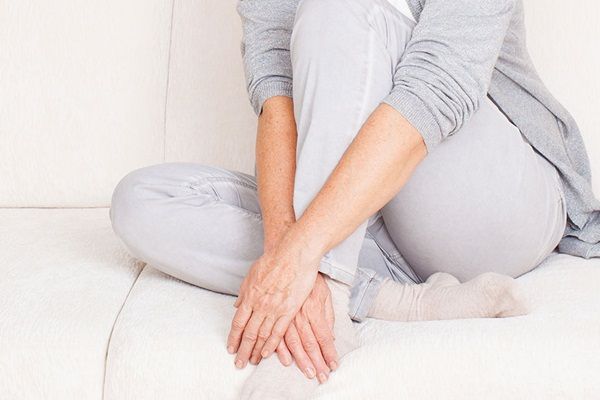 Điều trị teo âm đạo sau mãn kinh