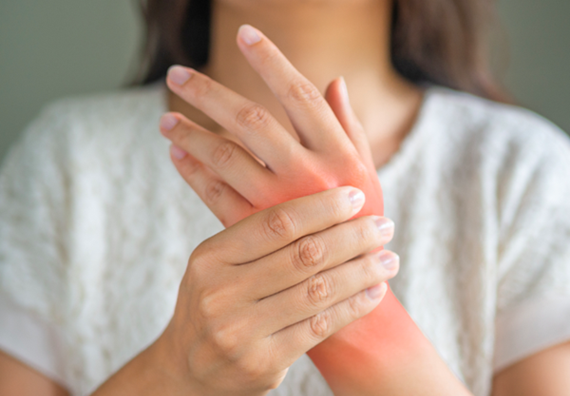 Các cách giảm sưng khớp do viêm khớp dạng thấp