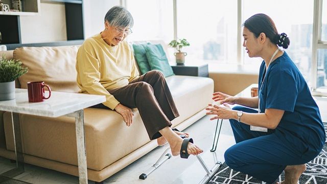 Cần làm gì trong và sau cơn đột quỵ?