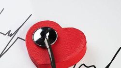 Dấu hiệu và triệu chứng sớm của bệnh van tim