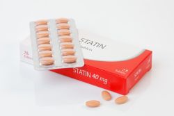 Uống rượu khi đang dùng statin có an toàn không?