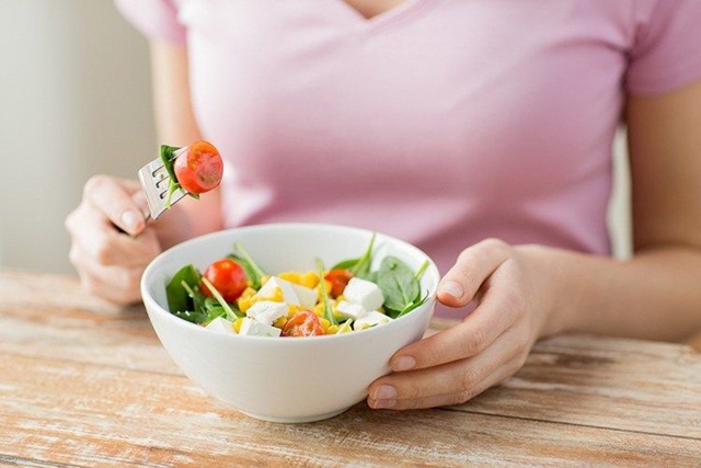 Có nên thực hiện chế độ ăn siêu ít chất béo không?