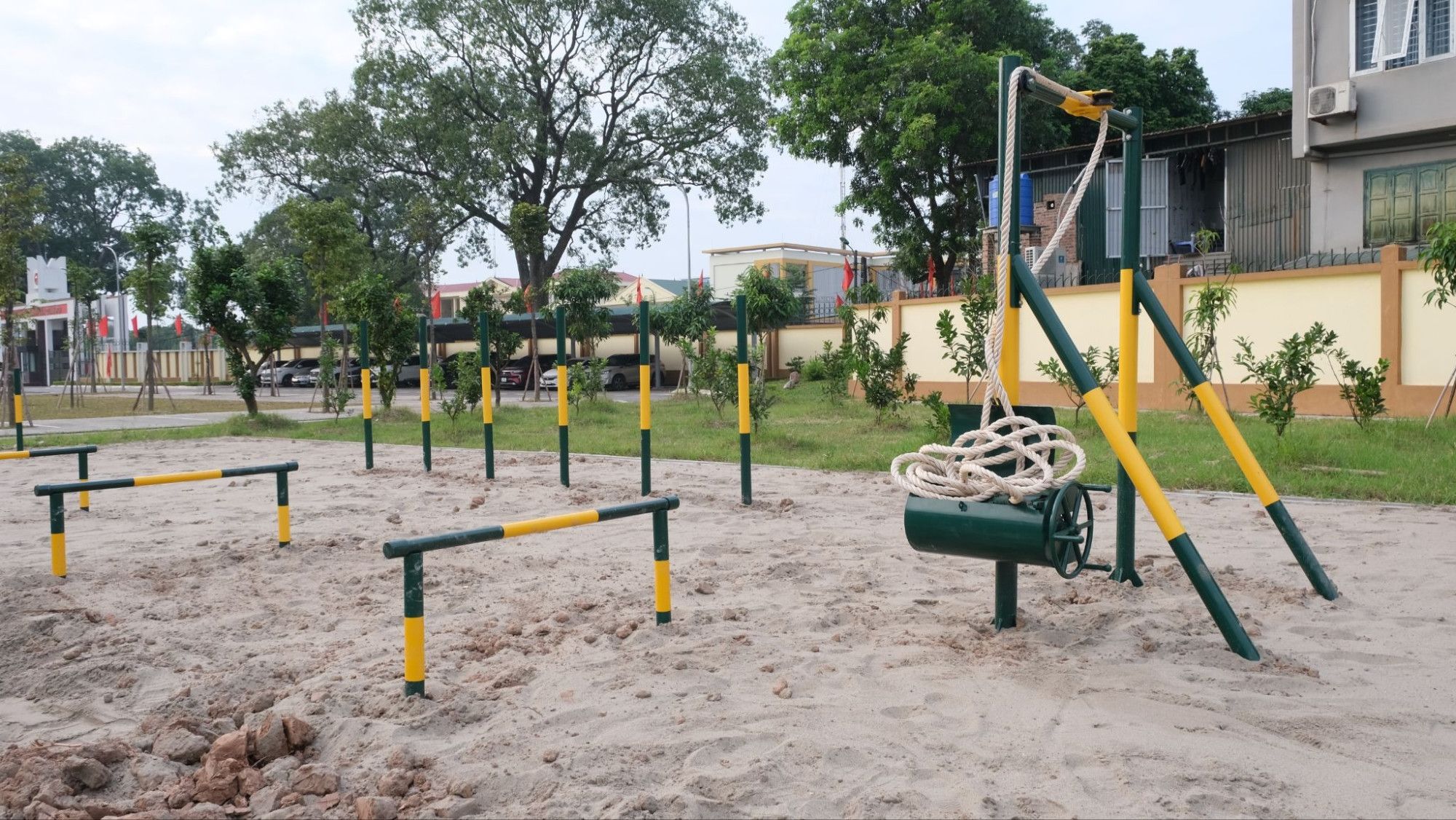 Thiết bị bãi thể lực lắp trung tâm 186 - Bộ tư lệnh 86