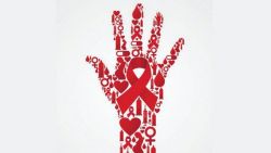 Nhiễm HIV làm tăng nguy cơ mắc một số bệnh ung thư