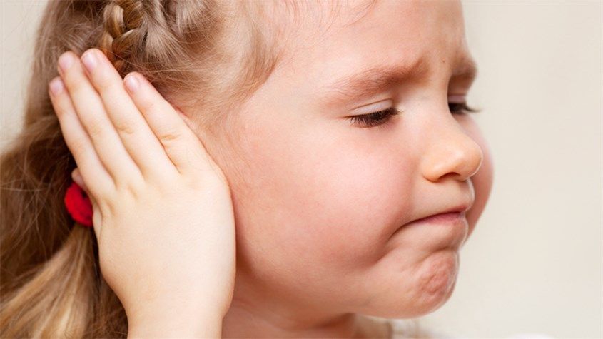 Cách phòng tránh trẻ bị viêm tai giữa xung huyết